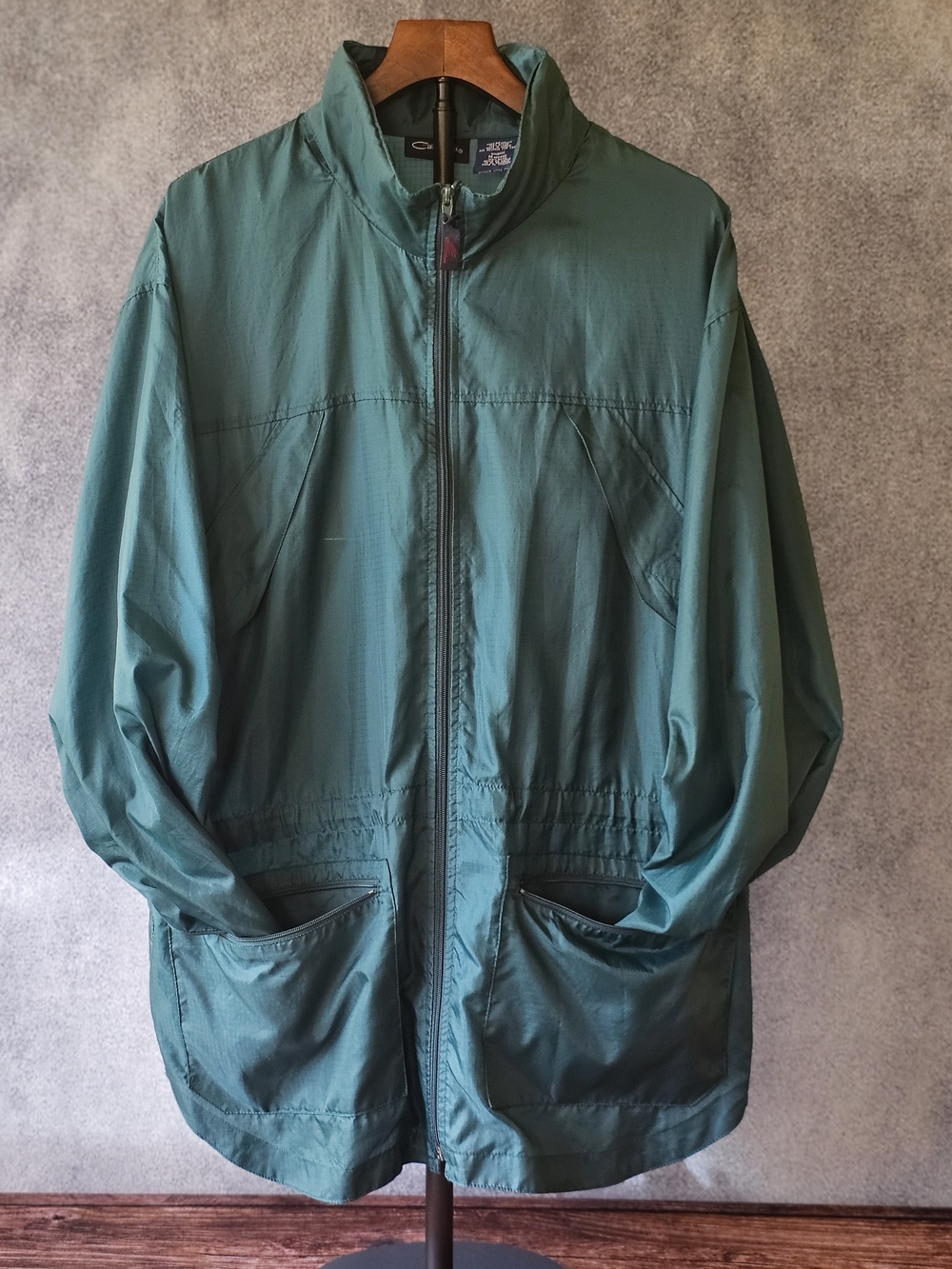 Vintage Catalina Ripstop Windbreaker Jacket Mens M Jade Green Packable Hood EUC